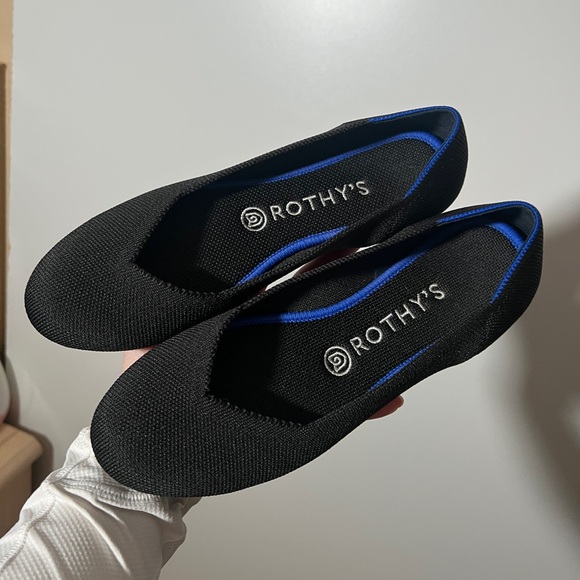 Rothy’s The Flat in Black Solid - Size 8 women’s - Picture 10 of 11